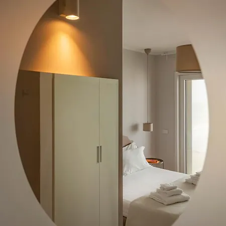 Palazzo Verdi Luxury Accomodation Bari Exterior foto