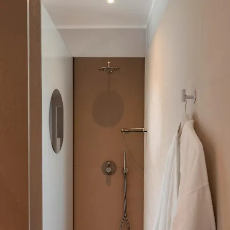Palazzo Verdi Luxury Accomodation Bari Exterior foto
